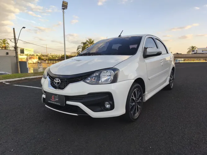 Toyota Etios Platinum 1.5 Flex 16V 4P Aut. 2019