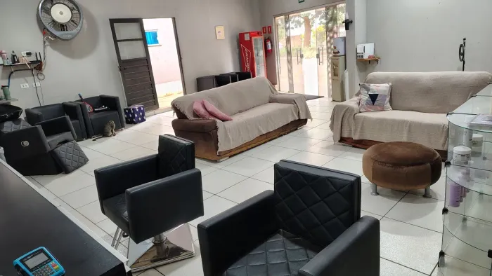 Vendo Salão de beleza completo 