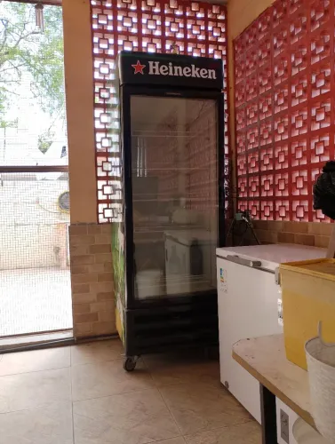 Geladeira expositora Marca Husmann