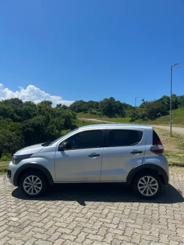 Fiat Mobi Easy 1.0 Fire Flex 5P. 2022