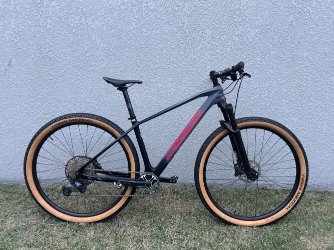 Bicicleta Oggi Agile Pro