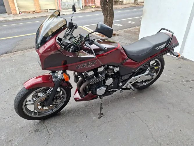 Vendo - Honda CBX 750 F 89/89