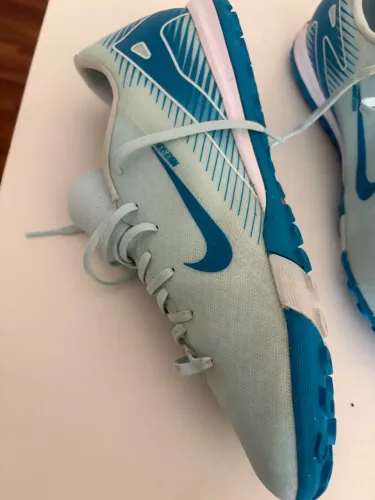 Chuteira Society Nike Zoom Vapor 16 Academy TF
