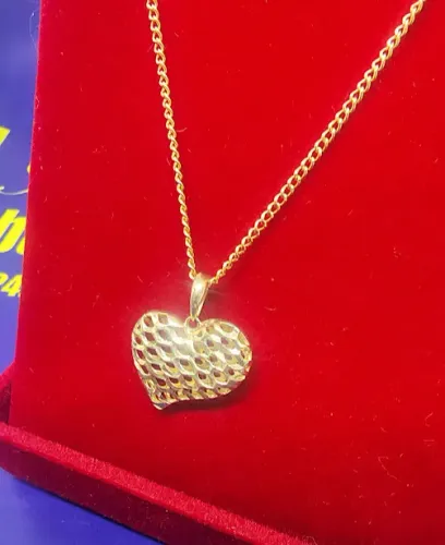 Cordão Com Coração Vazados Ouro 18 Kilates Cordão Peso 3.70 Gramas 50 Cm Fio 0.5 mm 