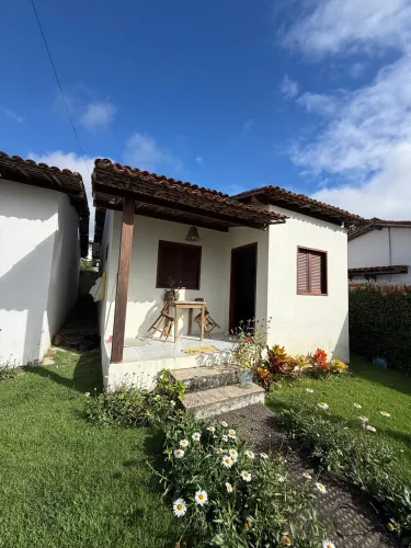 ? OPORTUNIDADE EM GRAVATÁ - DUAS CASAS NO MESMO TERRENO COM PISCINA!