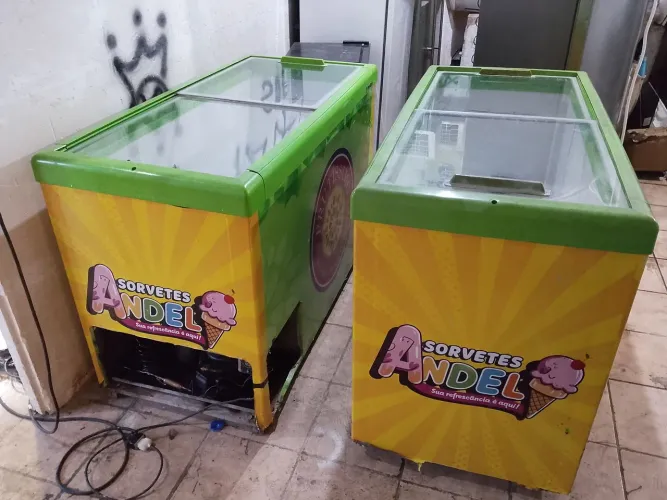 Freezer expositor portas de vidro metal frio 1.300
