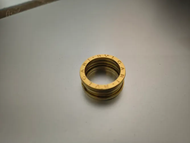 Vendo esse lindo anel produto novo