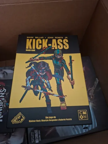 8 board games (Kickass, Streetmasters)