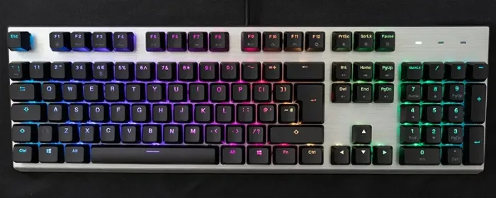 Teclado Gamer - Cooler Master CK351 Optical RGB - Switch optical red - Zero Delay.