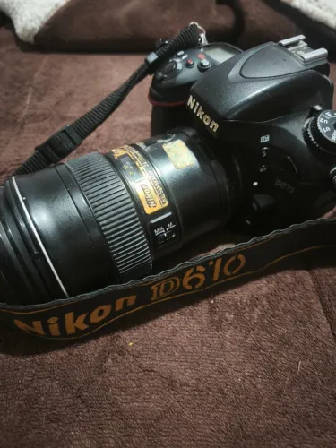 Lente Nikon 24/70 usada