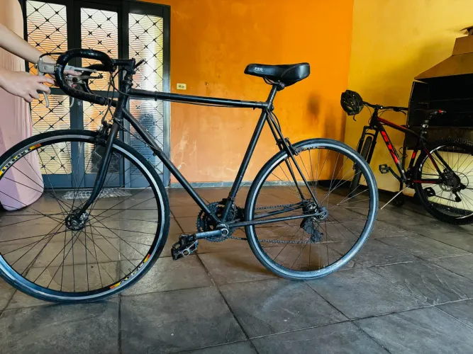 Bicicleta caloi pra restaurar