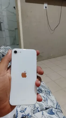iPhone SE 64gb 
