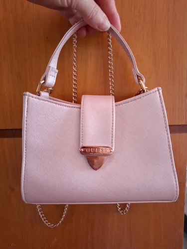 Bolsa Guess pousar usada. Original