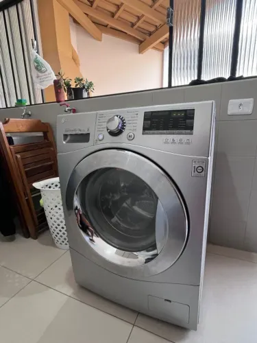Máquina Lava e Seca LG 8.5kg 220v *LEIA O ANÚNCIO*