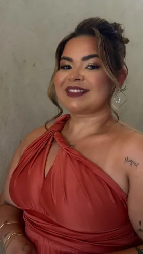 Maquiagem e Penteado à Domicílio