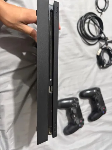 PLAYSTATION 4 COMPLETO ? R$ 700