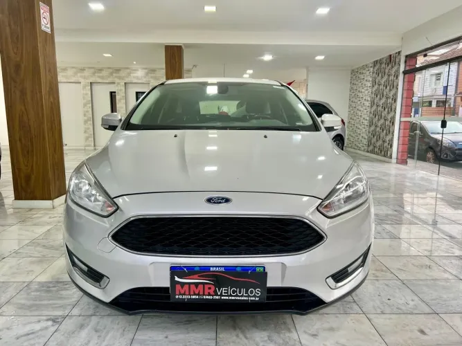 Ford Focus 1.6 S/se/se Plus Flex 8v/16v 5P 2017