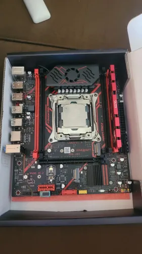 Placa mãe QIYIDA x99 xeon e5 2680 v4 com TPM 2.0