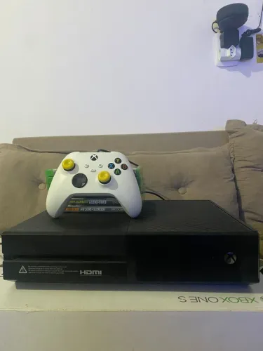XBOX ONE PRA VENDER RÁPIDO NOVO PREÇO NEGOCIÁVEL 