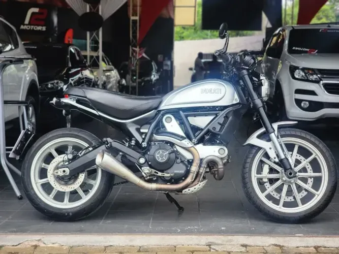 Scrambler Icon 800 2018 - Moto de cinema ! Aceito troca e financio