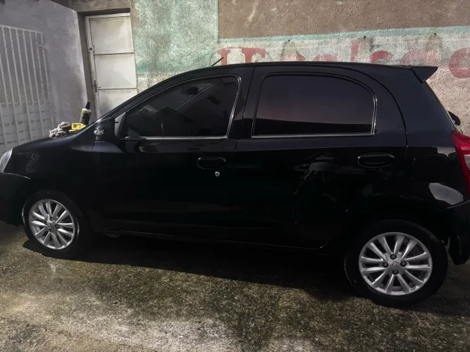 Toyota Etios XLS 1.5 Flex 16V 5P Mec. 2015
