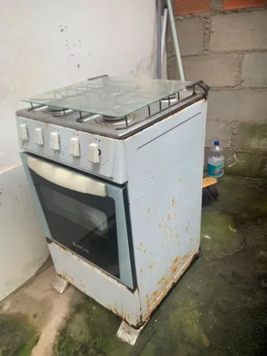 Fogão 4 bocas usado