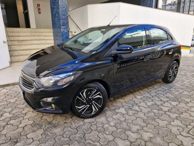 Chevrolet Onix Hatch LT 1.0 8V Flex Mec. 4P 2019