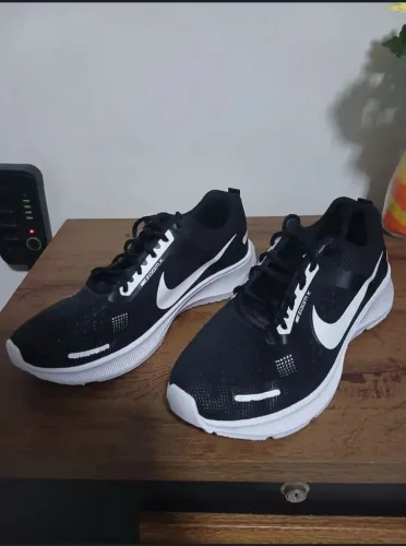 Tênis nike zoom x