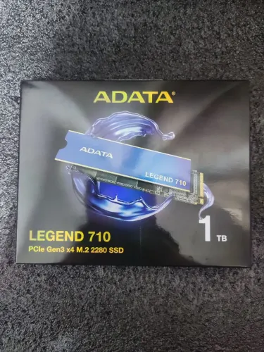SSD ADATA Legend 710 1TB NVMe M.2 PCIe Gen3 2400MB/s - Novo Lacrado aberto para testes