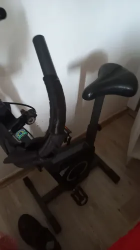 Bicicleta ergométrica usada