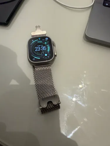 Apple Watch Ultra 3 - Pulseira de titânio