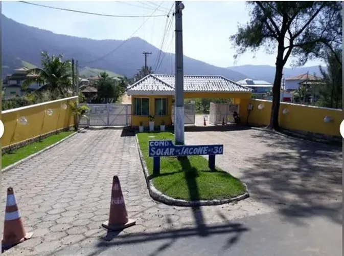 Vendo terreno em Jaconé de frente a praia