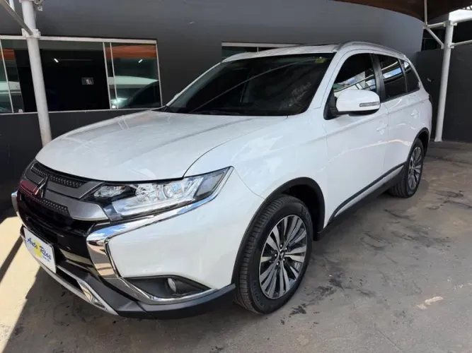 Mitsubishi Outlander HPE 2.0 16V 5P Aut. 2022