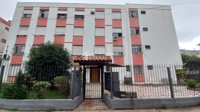 Vendo lindo JK, mobiliado de muito bom gosto, pronto para morar, claro, com sol da manhã,