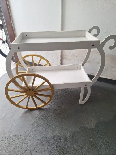 Carrinho para festa/ decoração