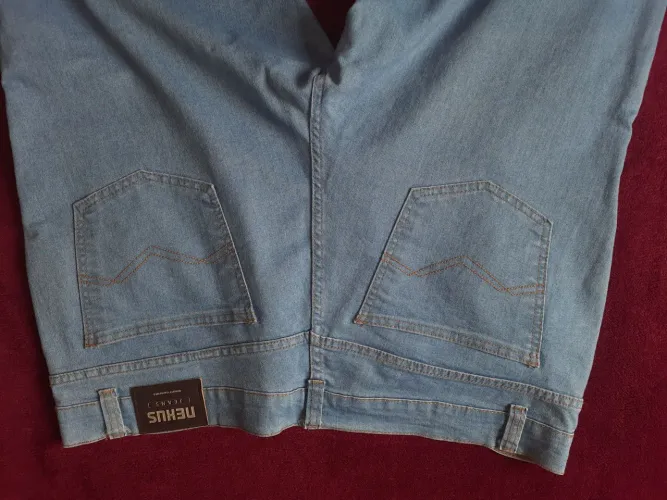 Calça jeans nova 