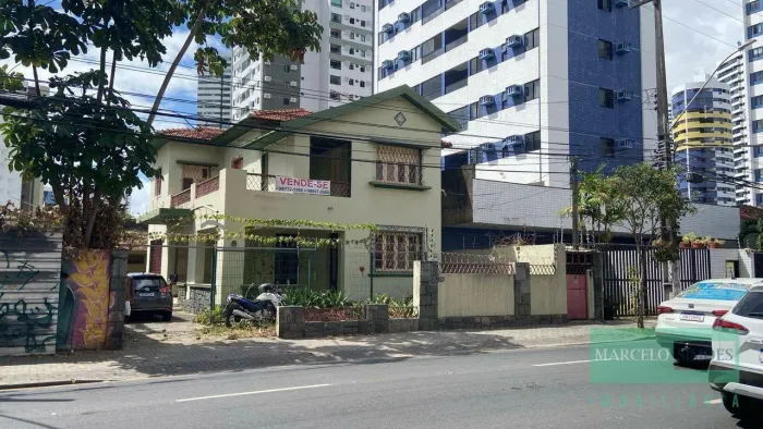 Casa com 4 dormitórios à venda, 397 m² por R$ 1.950.000,00 - Torre - Recife/PE
