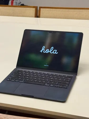 Macbook Air M2 - 512GB SSD + 16GB RAM