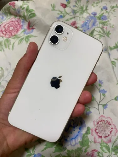 Vendo ou troco iPhone 11,todo original