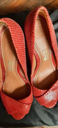 Scarpin vermelho sta lolla 36