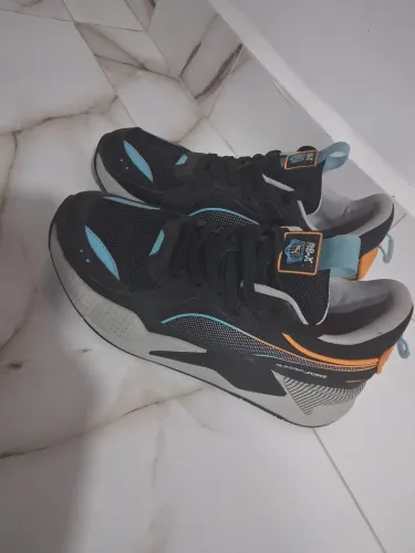 Tenis puma