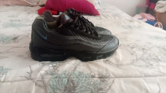 Tenis