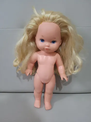Boneca Magic face da estrela (Não vem roupa nem acessórios)