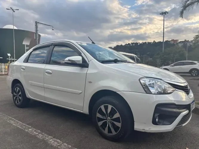 Toyota Etios XS Sedan 1.5 Flex 16V 4P Aut. 2018