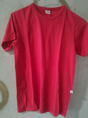 Camisa infantil.