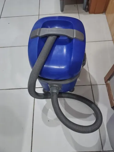 Aspirador de Pó e Água Electrolux Flex (1400W)