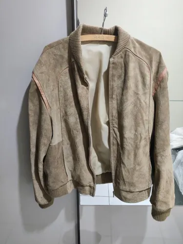 Jaqueta Bomber camurça 