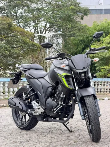 YAMAHA FAZER 250 2024