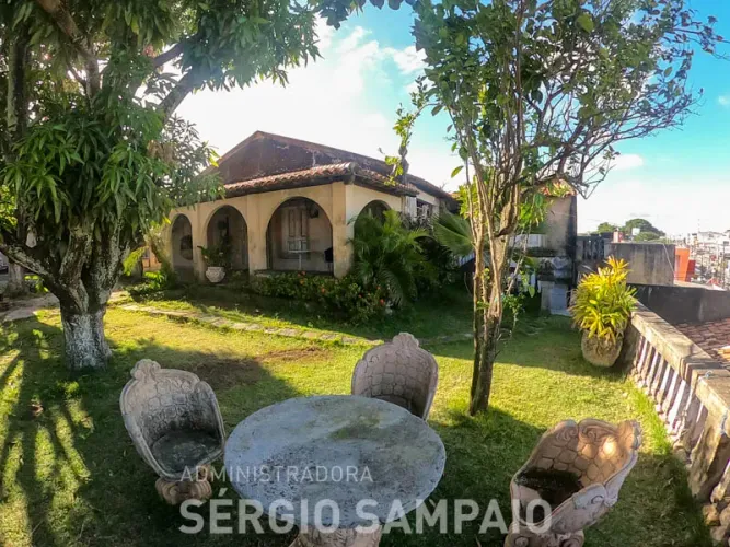 Casa Padrão 6 quartos para Venda, 560m², Itapuã, Salvador