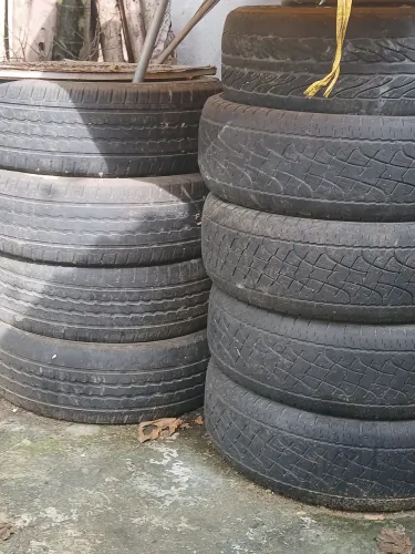 Vendo 8 pneus aro 17 